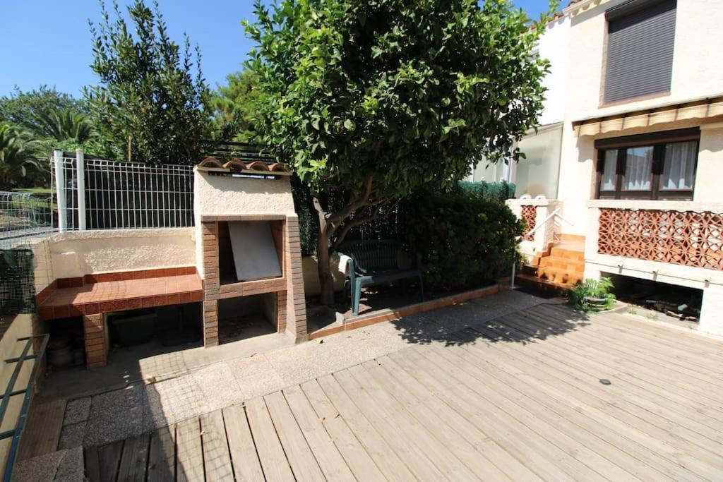 Grande Maison 3 Chambres - Jardin, Terrasse Et Parking - Bord De Mer Torreilles Kültér fotó